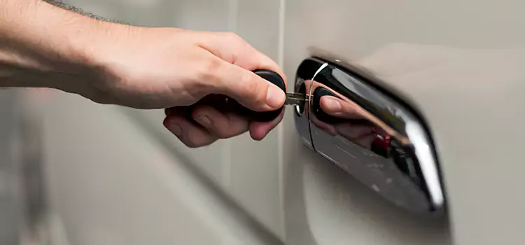Why Choose Our Auto Locksmith Team in Mequon, WI?